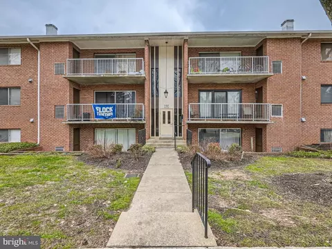 103 Fitz Ct #203, Reisterstown, MD 21136