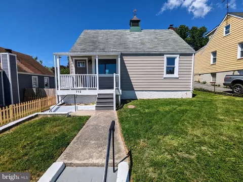 712 51st St, Baltimore, MD 21224