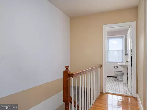Entry Way - 242 Blenheim Rd, Baltimore, MD 21212 photo 2 of 2