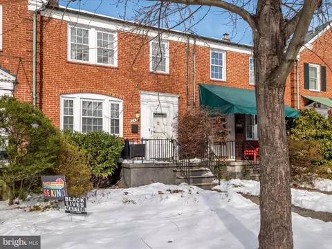 Exterior - 242 Blenheim Rd, Baltimore, MD 21212 photo 4 of 4