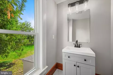 Bath - 15202 Old Hanover Rd, Upperco, MD 21155 photo 1 of 5
