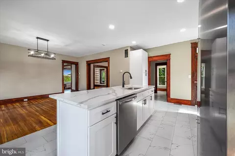 Kitchen - 15202 Old Hanover Rd, Upperco, MD 21155 photo 4 of 5