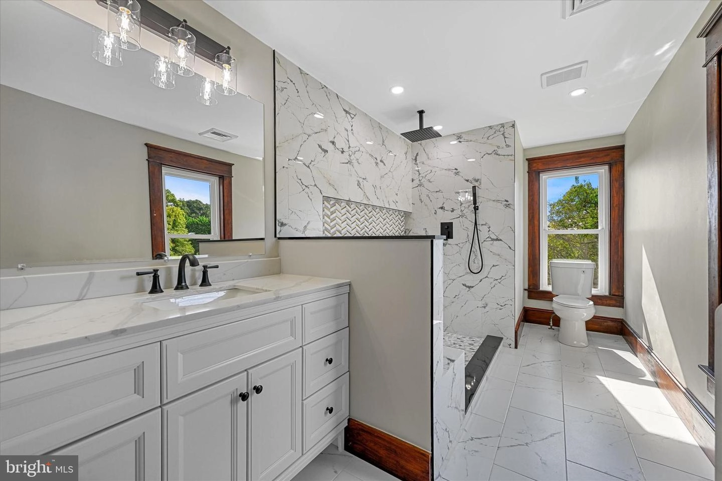 Bath - 15202 Old Hanover Rd, Upperco, MD 21155 photo 2 of 5
