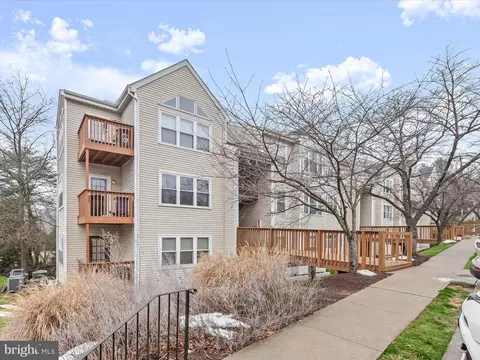 18 B Deer Run Ct #502, Halethorpe, MD 21227