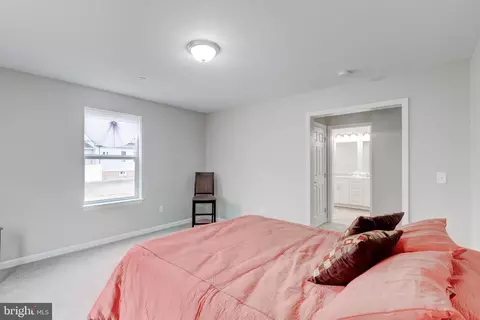 Bedroom - 2618 Daisy Ave, Halethorpe, MD 21227 photo 4 of 4