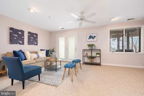 Living - 10 Stridesham Ct, Baltimore, MD 21209 photo 4 of 7