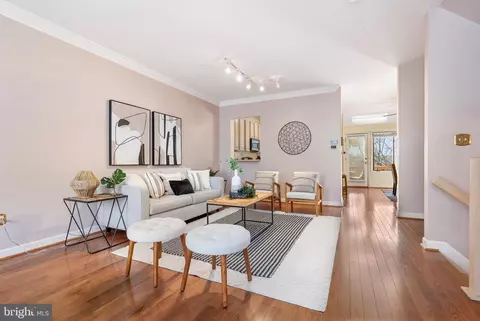Living - 10 Stridesham Ct, Baltimore, MD 21209 photo 1 of 7