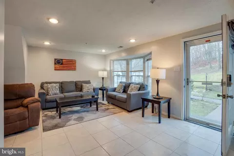 4114 Maple Path Cir #72, Nottingham, MD 21236 photo 3