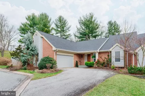 7 Brookland Ridge Rd, Lutherville Timonium, MD 21093