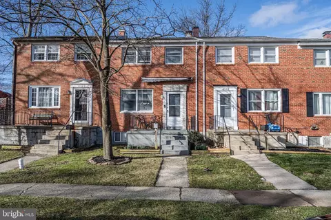 8530 Kings Rdg, Parkville, MD 21234