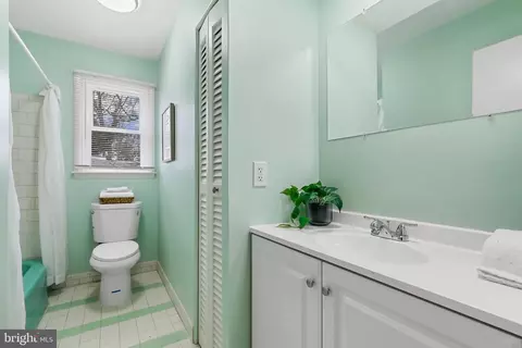 Bath - 3307 Lauri Rd, Windsor Mill, MD 21244 photo 1 of 4