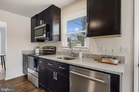 Kitchen - 3307 Lauri Rd, Windsor Mill, MD 21244 photo 3 of 6