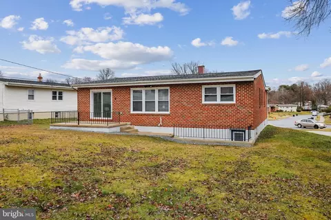 Exterior - 3307 Lauri Rd, Windsor Mill, MD 21244 photo 4 of 6