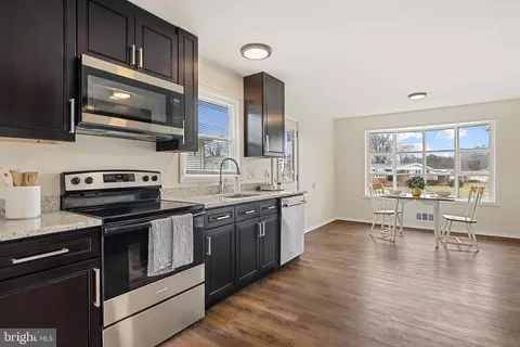 Kitchen - 3307 Lauri Rd, Windsor Mill, MD 21244 photo 5 of 6