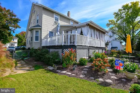 Exterior - 1016 S Beechfield Ave, Baltimore, MD 21229 photo 7 of 16