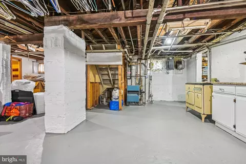 Exterior - 1016 S Beechfield Ave, Baltimore, MD 21229 photo 16 of 16