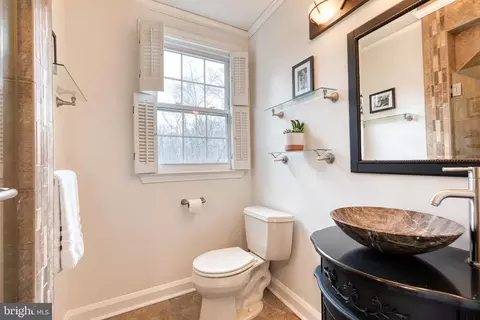 1104 Hampton Garth, Towson, MD 21286 photo 21