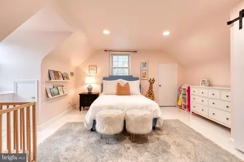 1104 Hampton Garth, Towson, MD 21286 photo 20