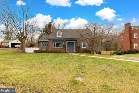1104 Hampton Garth, Towson, MD 21286 photo 34