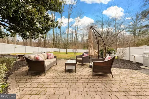 1104 Hampton Garth, Towson, MD 21286 photo 30