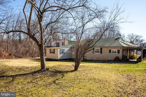 Exterior - 11222 Beach Rd, White Marsh, MD 21162 photo 4 of 6