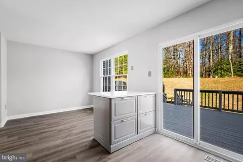 Kitchen - 14 Sundown Ct, Baltimore, MD 21206 photo 6 of 6