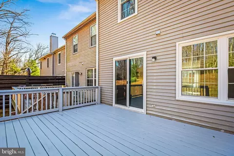 Exterior - 14 Sundown Ct, Baltimore, MD 21206 photo 4 of 5
