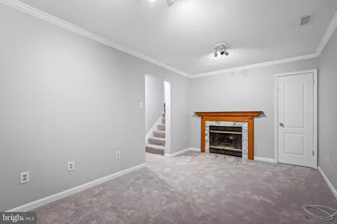 Living - 14 Sundown Ct, Baltimore, MD 21206 photo 5 of 5