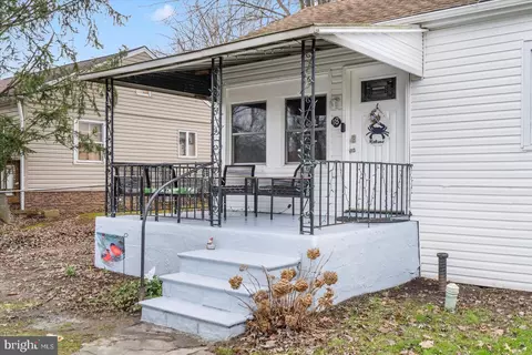 Exterior - 18 Transverse Ave, Middle River, MD 21220 photo 6 of 14