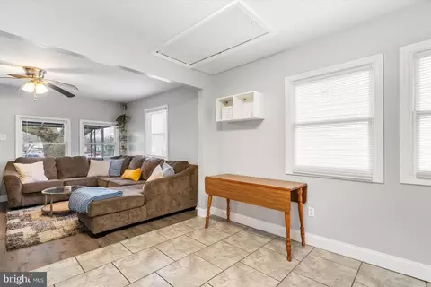 Living - 18 Transverse Ave, Middle River, MD 21220 photo 5 of 5