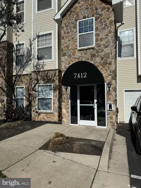 7412 Chadwell Cir #102, Windsor Mill, MD 21244