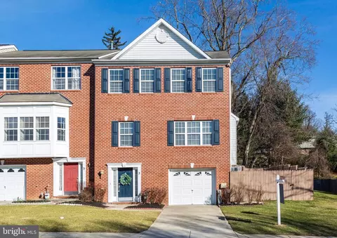 3 Esperanza Ct, Pikesville, MD 21208