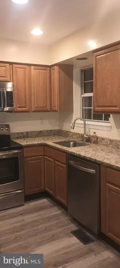 Kitchen - 20 Cashell Ct, Nottingham, MD 21236 photo 2 of 5