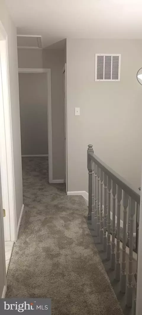 Entry Way - 20 Cashell Ct, Nottingham, MD 21236 photo 2 of 4