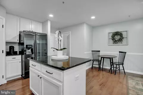 Kitchen - 658 Luthardt Rd, Middle River, MD 21220 photo 3 of 4