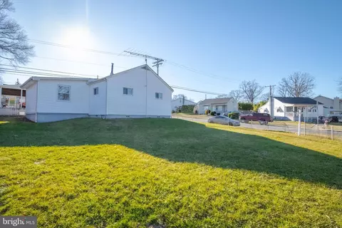Exterior - 1 Yawmeter Dr, Middle River, MD 21220 photo 8 of 11