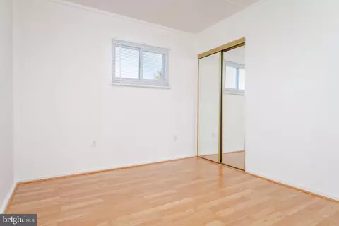 Bedroom - 1 Yawmeter Dr, Middle River, MD 21220 photo 4 of 6
