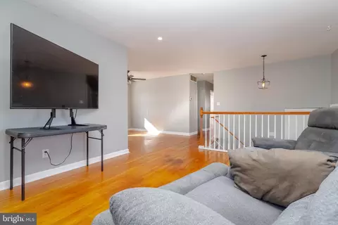 Living - 412 Crisfield Rd, Middle River, MD 21220 photo 1 of 2