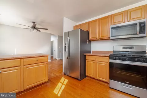Kitchen - 412 Crisfield Rd, Middle River, MD 21220 photo 4 of 4