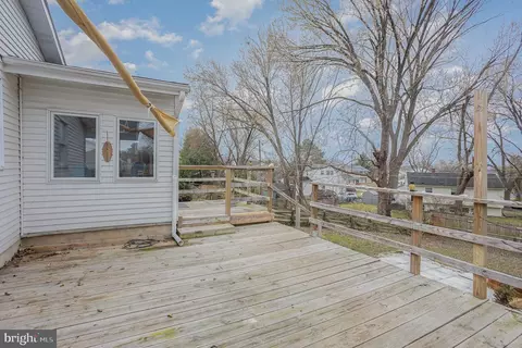Exterior - 4313 E Joppa Rd, Nottingham, MD 21236 photo 7 of 8