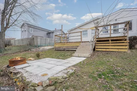 Exterior - 4313 E Joppa Rd, Nottingham, MD 21236 photo 5 of 8