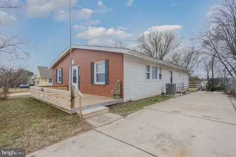 Exterior - 4313 E Joppa Rd, Nottingham, MD 21236 photo 2 of 8