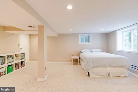 Bedroom - 1237 Greystone Rd, Halethorpe, MD 21227 photo 14 of 16