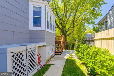 Exterior - 1237 Greystone Rd, Halethorpe, MD 21227 photo 12 of 16
