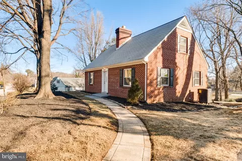 7801 Beverly Ave, Parkville, MD 21234