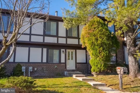 108 Bourbon Ct, Parkville, MD 21234