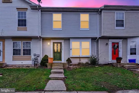 12132 Sugar Ml, Middle River, MD 21220