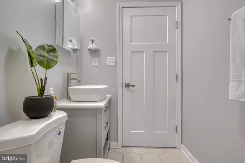 Bath - 5 Torque Way, Middle River, MD 21220 photo 5 of 5
