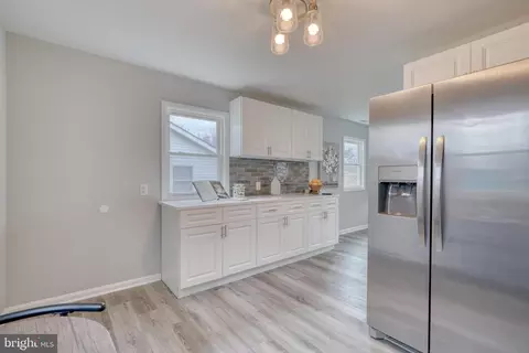 Kitchen - 5 Torque Way, Middle River, MD 21220 photo 4 of 5