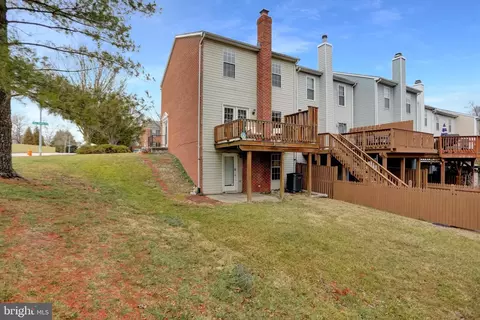 Exterior - 1 Par Three Way, Baltimore, MD 21209 photo 10 of 11